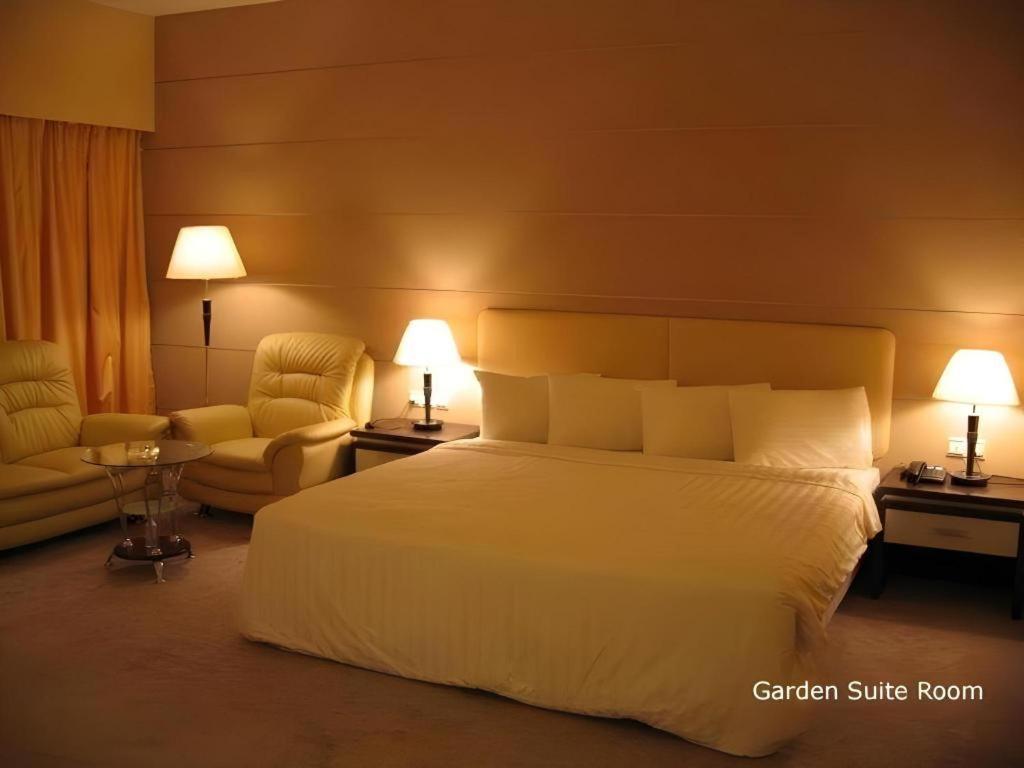 Ritz Garden Hotel Ipoh Esterno foto