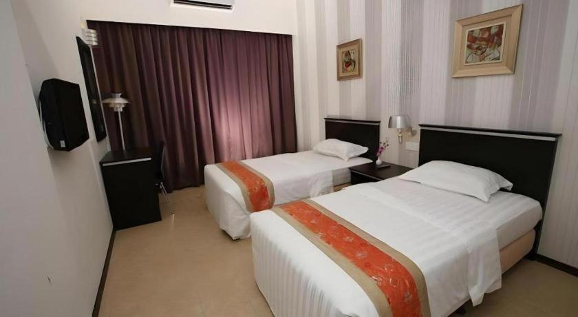Ritz Garden Hotel Ipoh Esterno foto