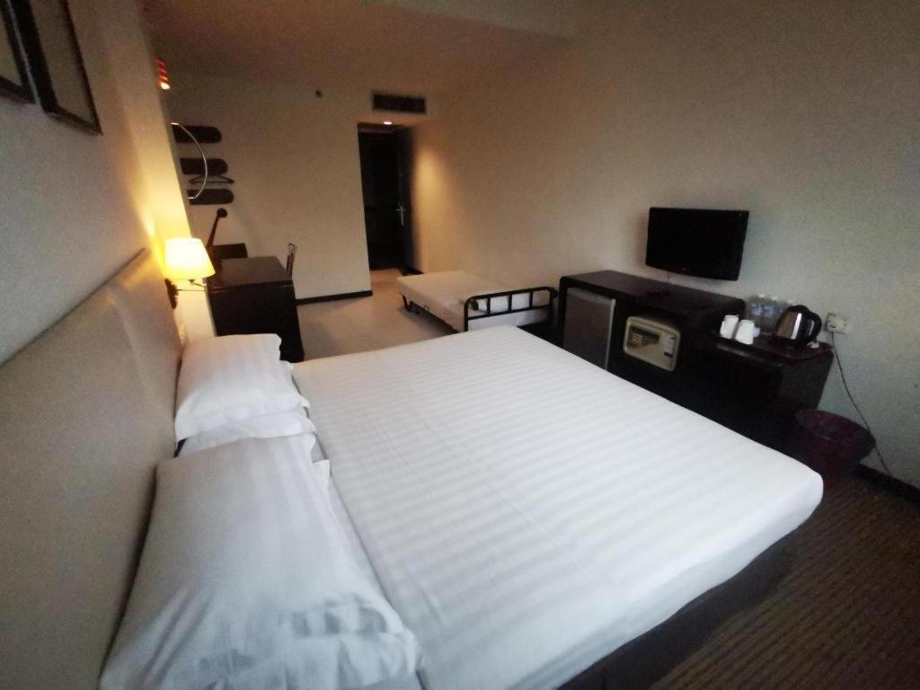 Ritz Garden Hotel Ipoh Esterno foto