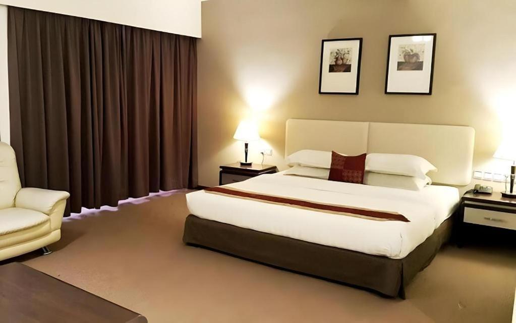 Ritz Garden Hotel Ipoh Esterno foto