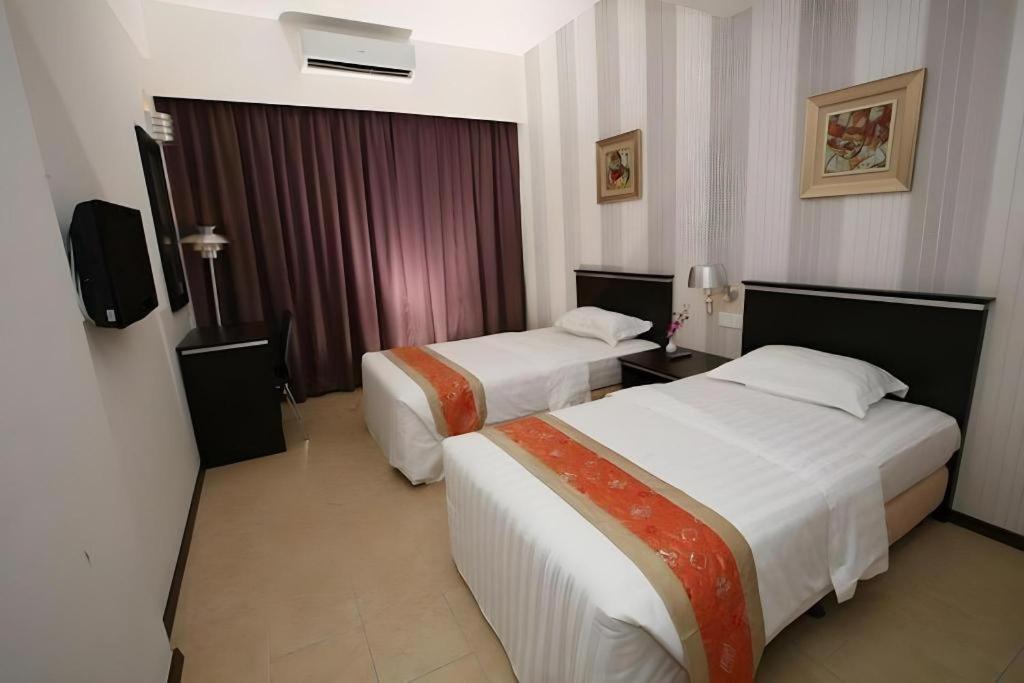 Ritz Garden Hotel Ipoh Esterno foto